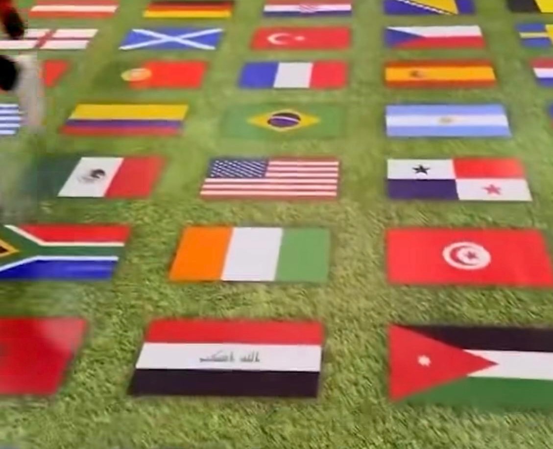 مونديال 2016| الفيفا يعتذر من العراق: لا يمكن رفع صورة العلم العراقي من الأرض في الملاعب والأماكن العامة حتى وان كان مكتوب عليه عبارة الله اكبر 