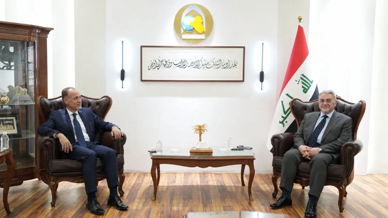 بعد أربع سنوات في بغداد.. المنسق المقيم للأمم المتحدة يختتم مهامه والعراق يؤكد مواصلة التعاون 