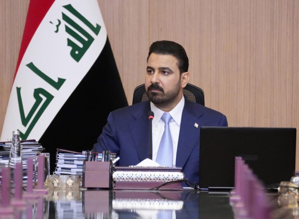 عاجل| بتوجيه من الرئيس الزيدي: غدا الاربعاء الدوام يبدأ في الساعة العاشرة صباحا 