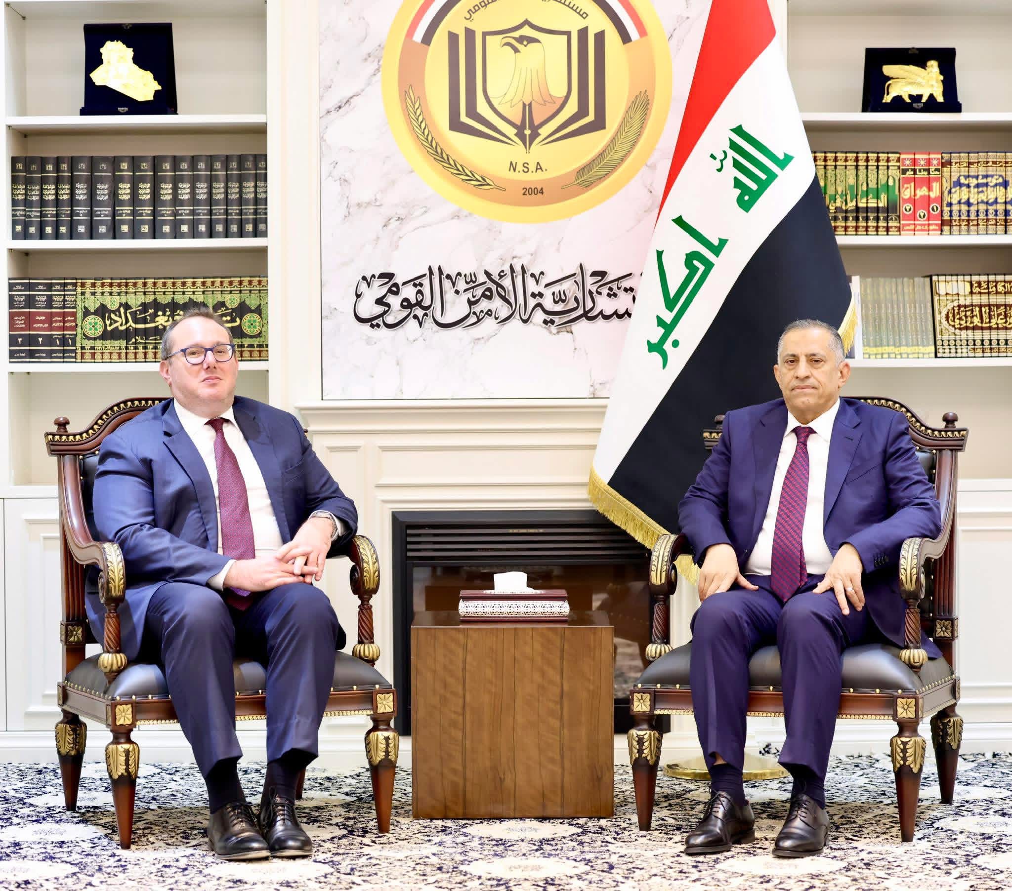 مستشار الامن القومي العراقي للقائم بالأعمال الاميركي: الرئيس الزيدي حريص على بناء افضل العلاقات مع الدول الشقيقة والصديقة 