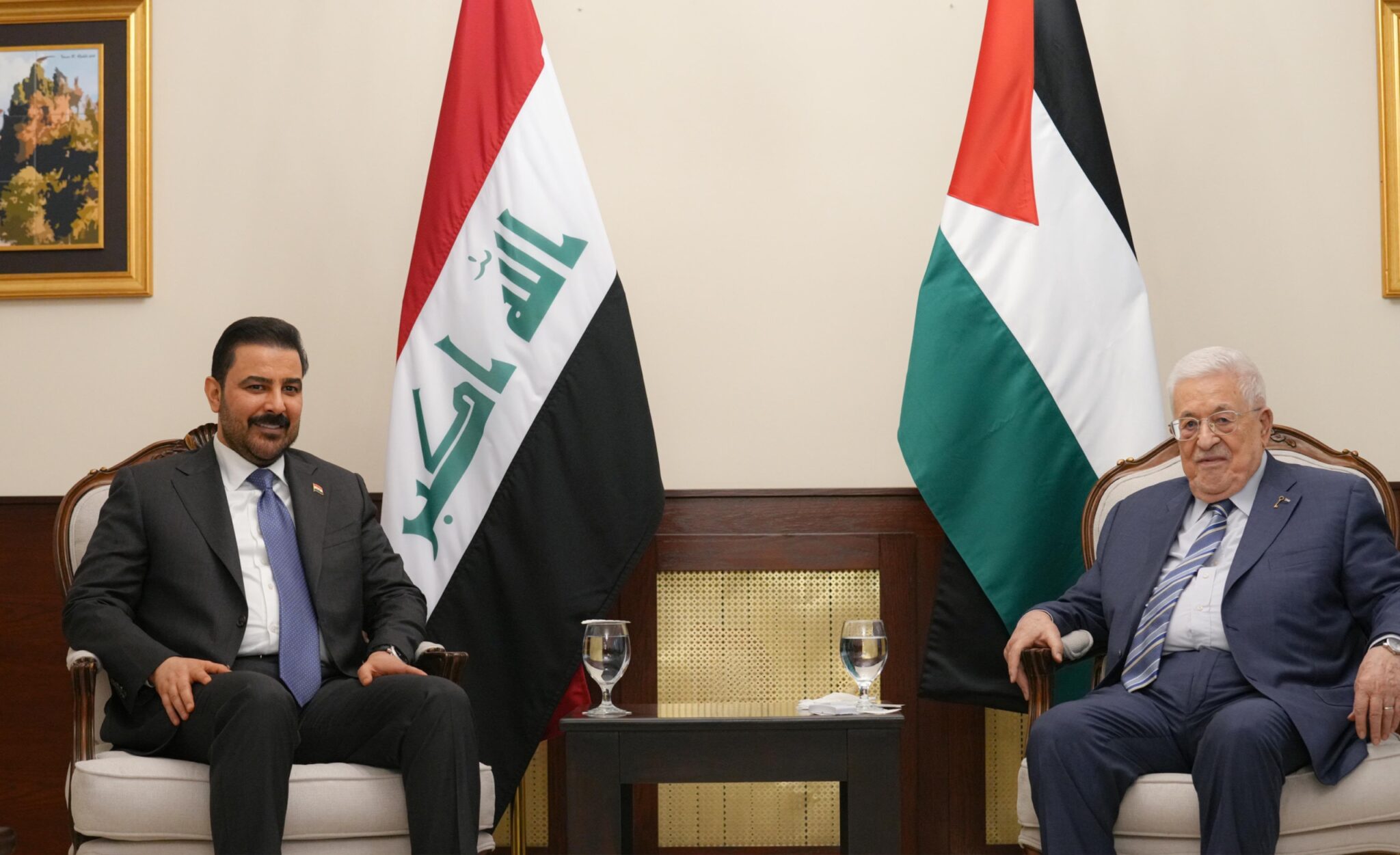 الرئيس الزيدي يلتقي الرئيس الفلسطيني محمود عباس في عمّان